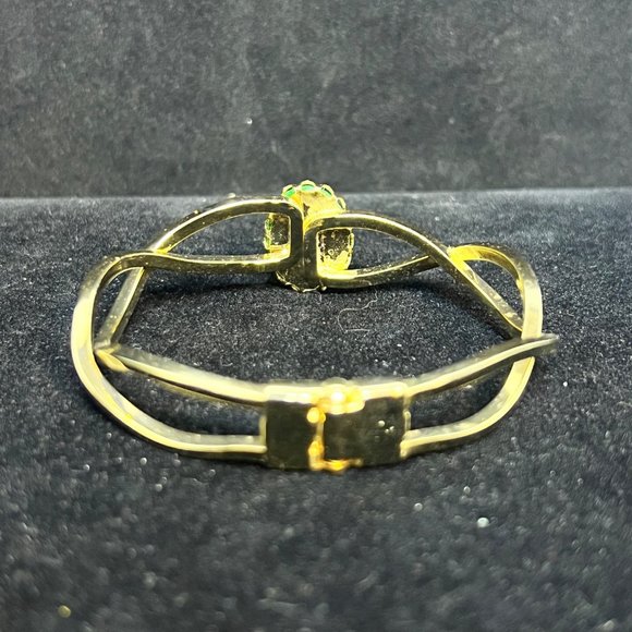 Vintage Gold Tone Green Glass Stone Hinged Bracelet (3499) - Picture 7 of 7
